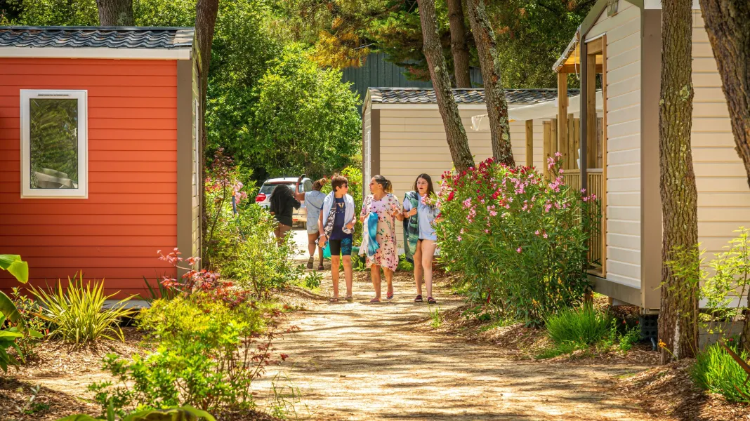 ALOA VACANCES - CAMPING RIEZ À LA VIE